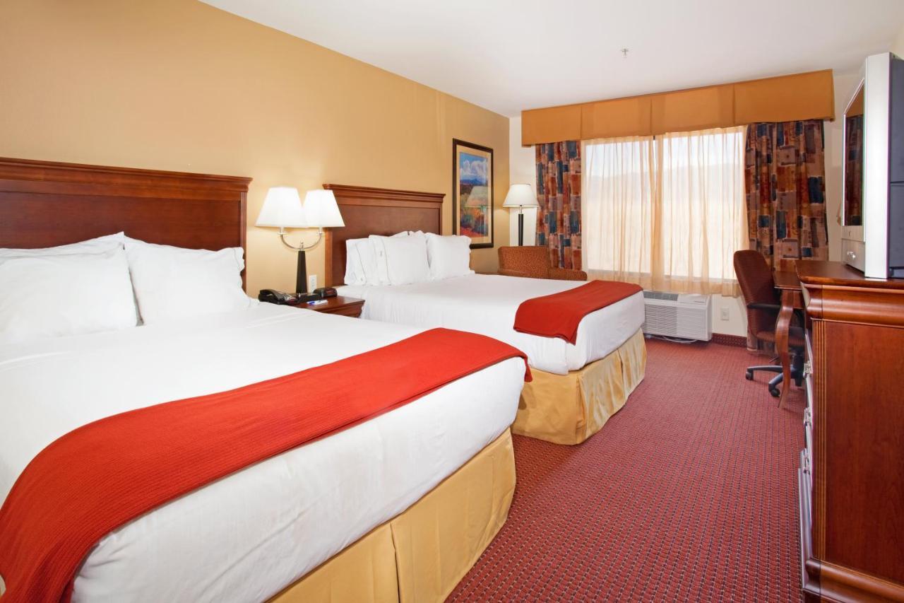 Holiday Inn Express Hotel & Suites Tooele, An Ihg Hotel Екстер'єр фото